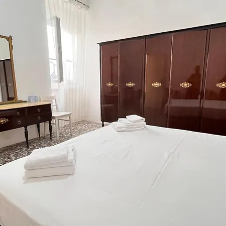 Elena House بيت للعطل *